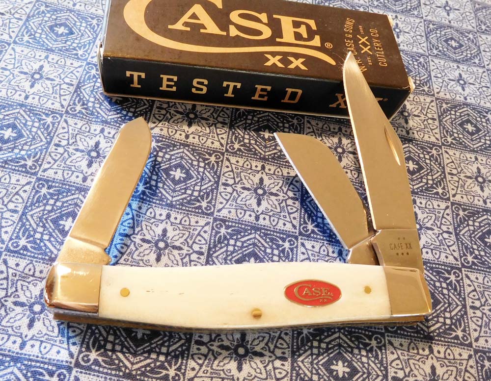 CASE NATURAL BONE KNIVES